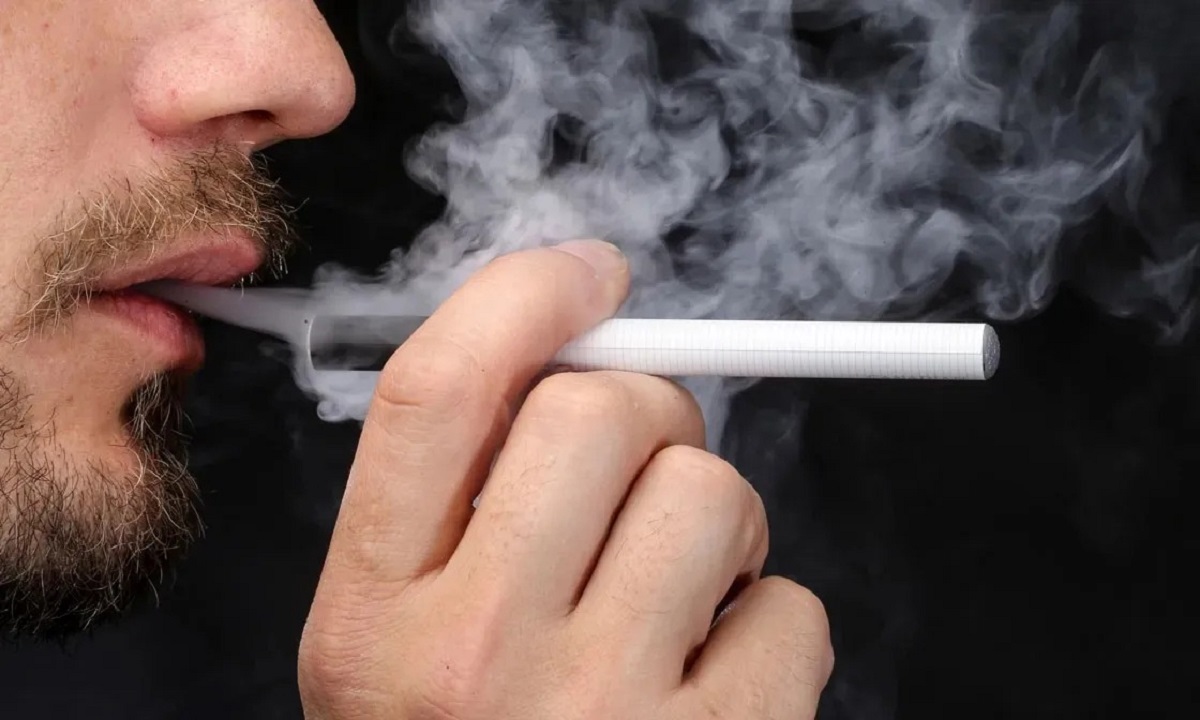 FDA authorizes menthol E-cigarettes amidst health benefits debate