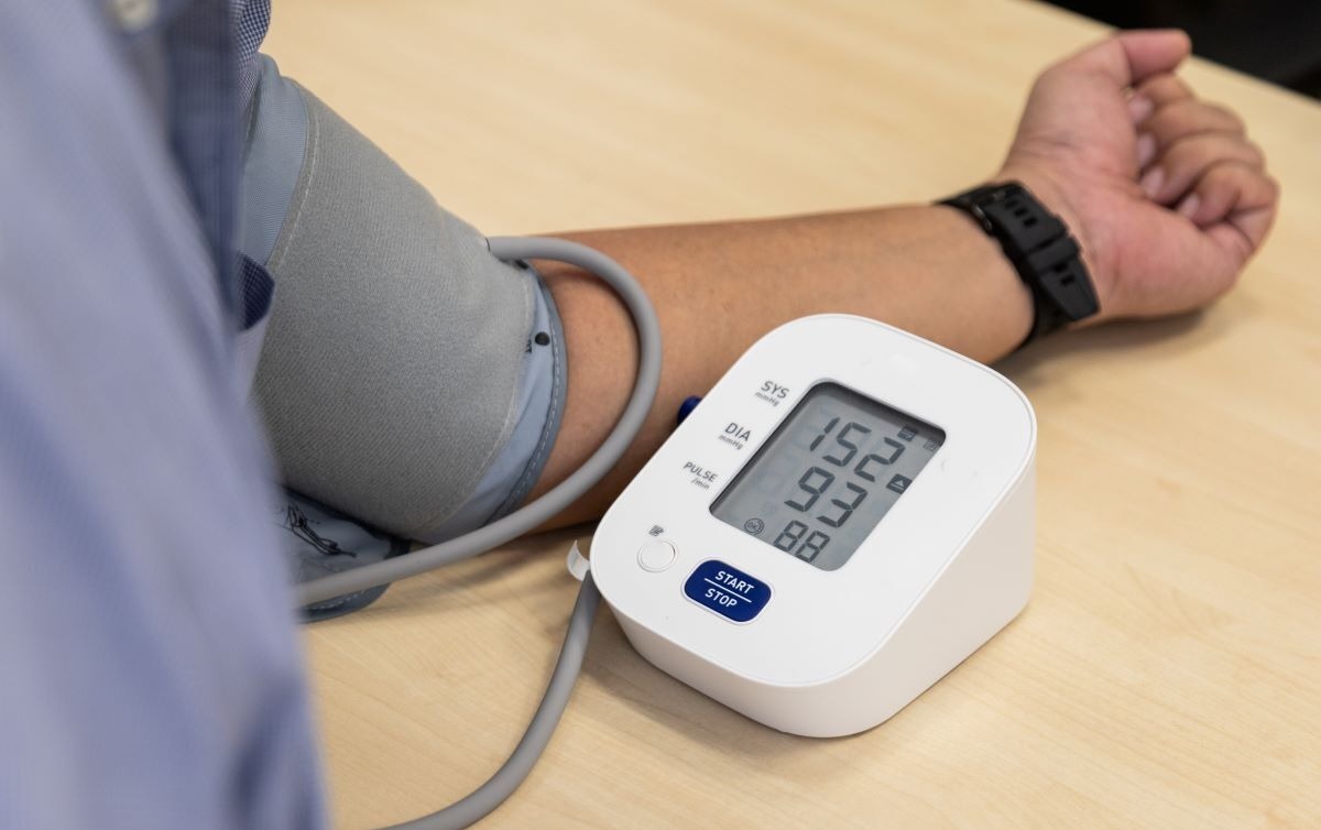 Keep your blood pressure under control in a busy lifestyle with these simple tips