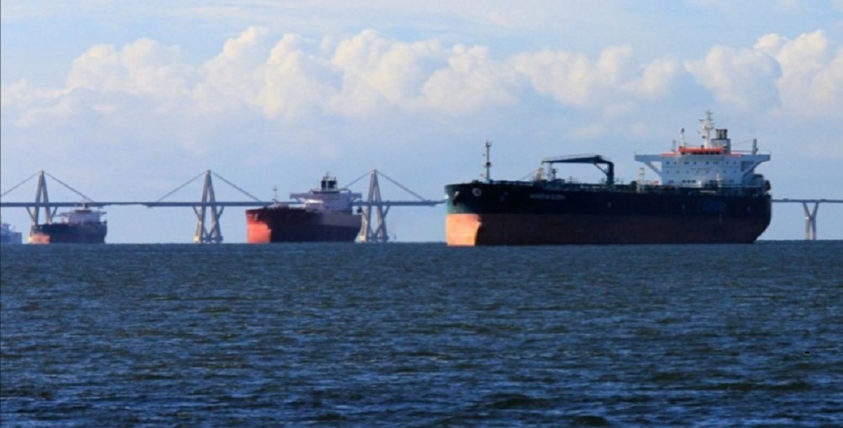 Venezuela Orders Naval Escorts for Oil Tankers