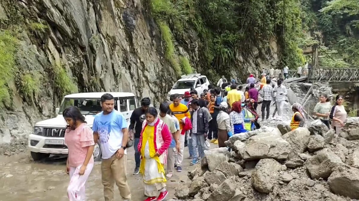 Sikkim Travel Warning: Landslides and Snowfall Shut Down Key Tourist Circuits