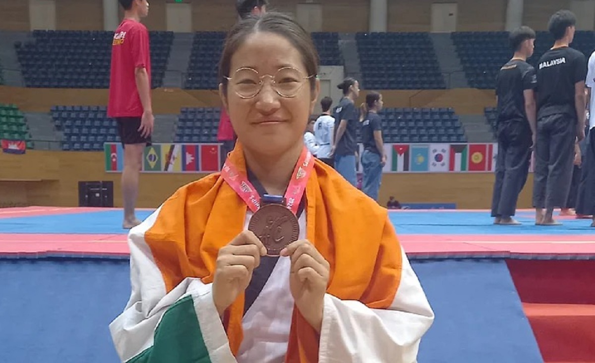 Pema Khandu Hails Bayor’s Historic Feat, Calls It Proud Moment for Nation